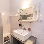 Myrtia Apartament *