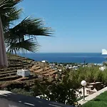 Myrtia Apartament *