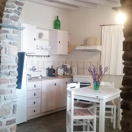 ενοικιαζόμενα μυρτιά Κιόνια