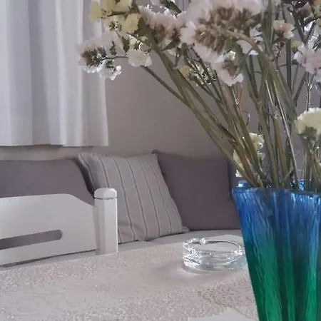 Apartament Myrtia *