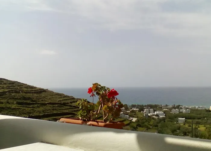 Myrtia アパート キオニア